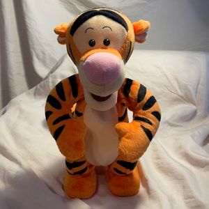😀Bouncing/talking Tiger with Batteries 3 ITEMS FOR 20 SALE